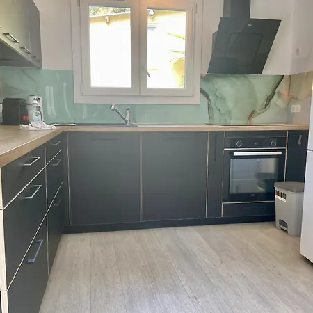 Petite Maison Avec Terrasse Villa